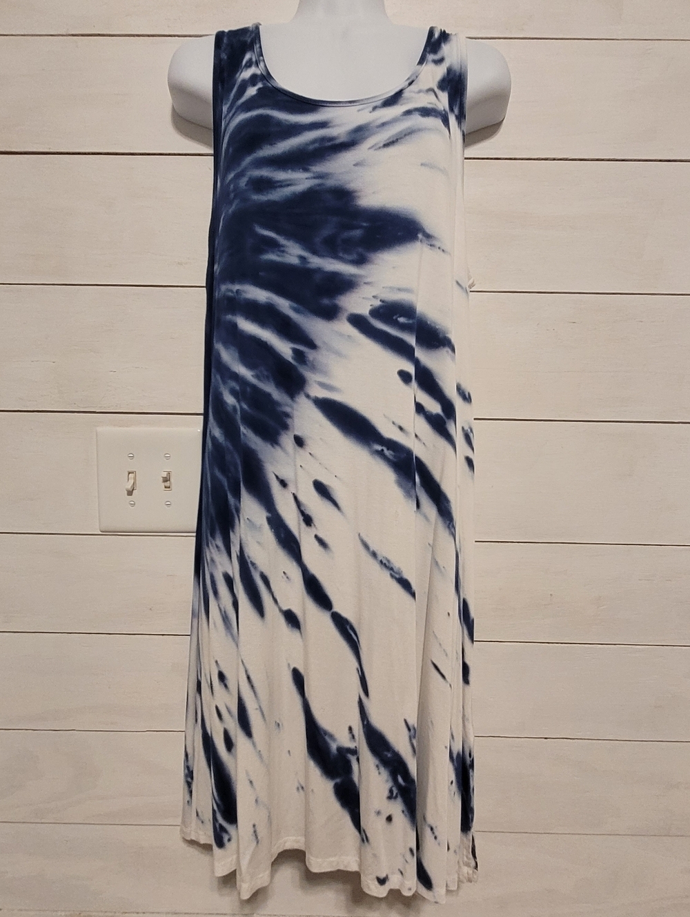 Sleeveless Tie-Dye Navy & White Midi Dress